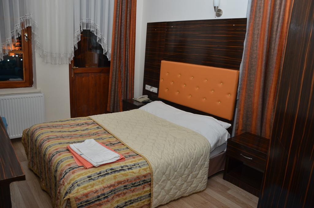 Ozkonak Hotel Ankara Buitenkant foto